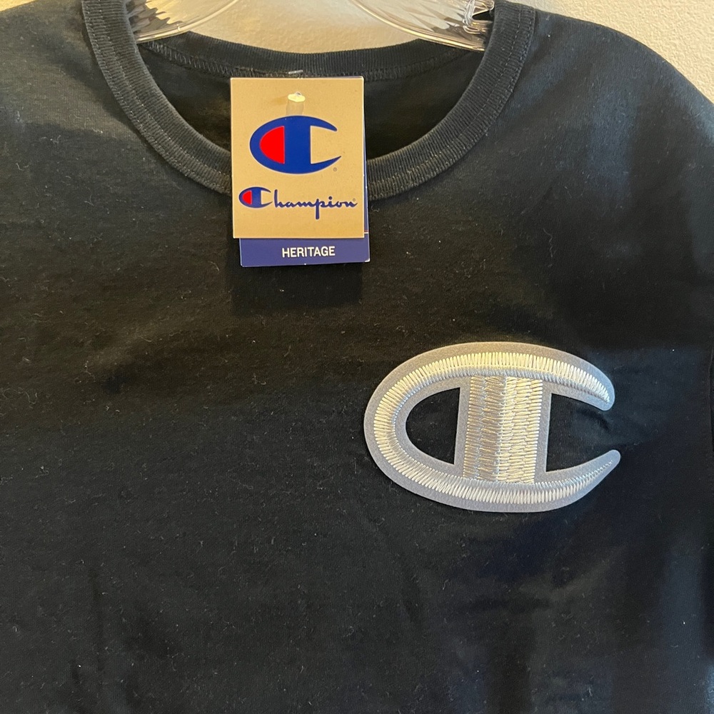 Champion Men’s Embroidered Black T-shirt Size M